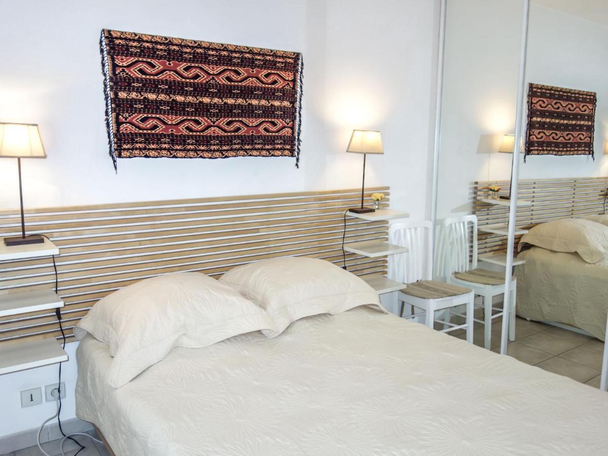 Apartment Le Madrilène Saint-Cyr-sur-Mer Extérieur photo