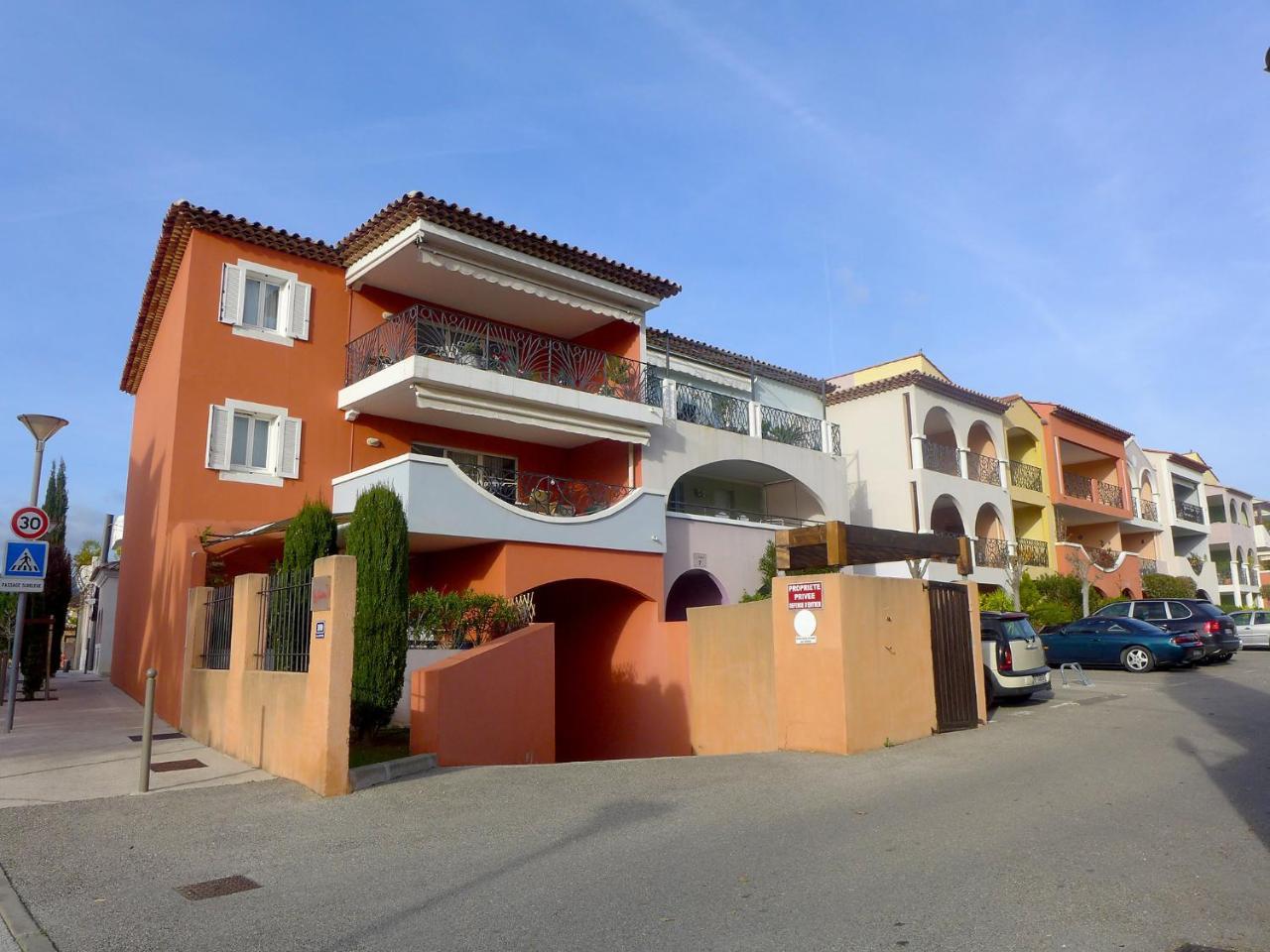 Apartment Le Madrilène Saint-Cyr-sur-Mer Extérieur photo